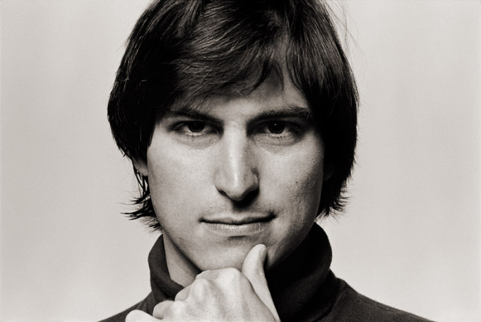 Steve-Jobs_ThumbOnChinOriginal